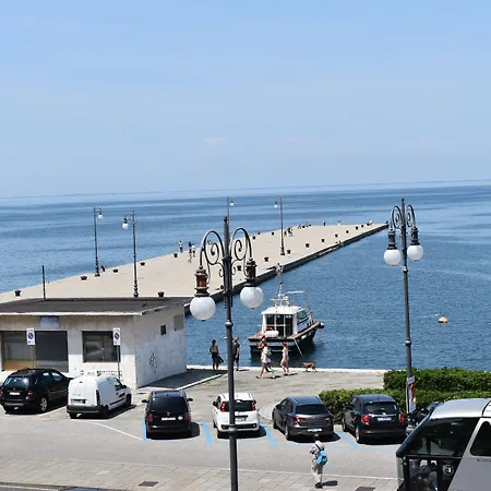 Homey I Pep's By The Sea Konukevi 4*