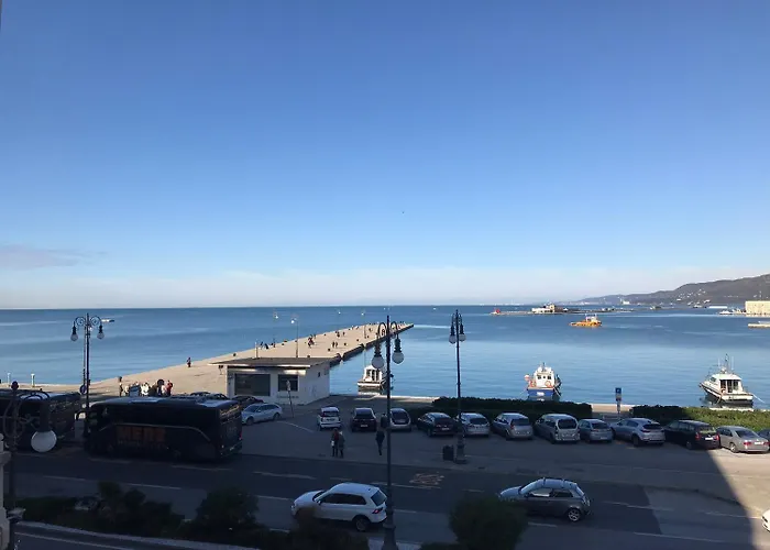 Гостевой дом Homey I Pep's By The Sea